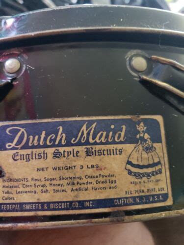 Vintage Dutch Maid English Biscuits Picnic Basket Tin • Bread 